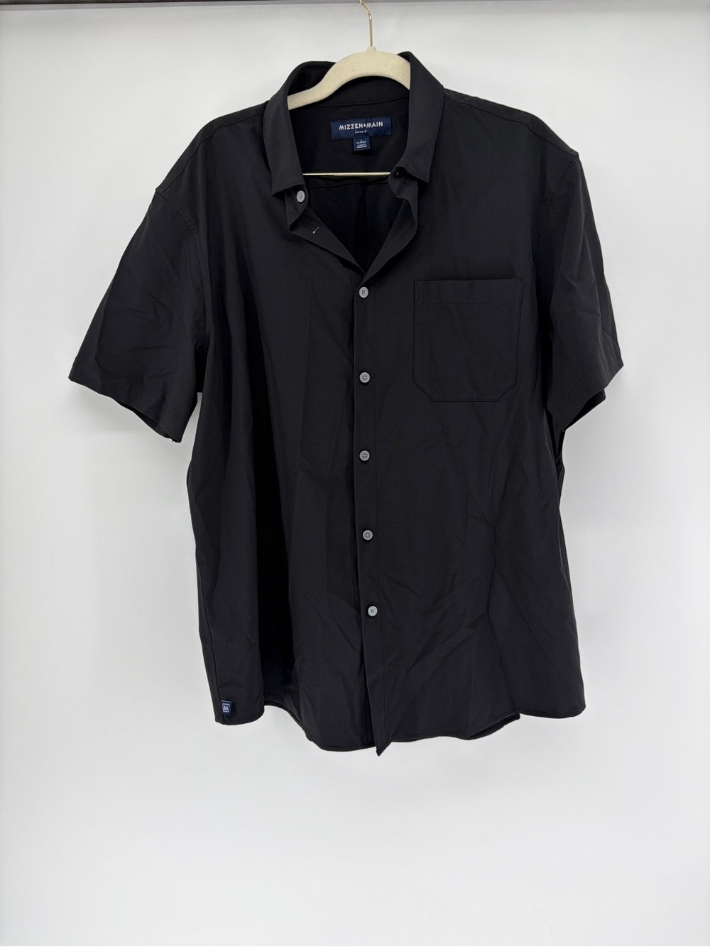 Mizzen+Main Leeward Classic  Short-Sleeve Button-Up Shirt Black L
